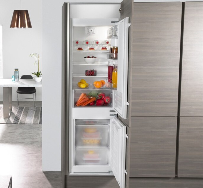 WHIRLPOOL Integrated Fridge ART6510/A - Image 1